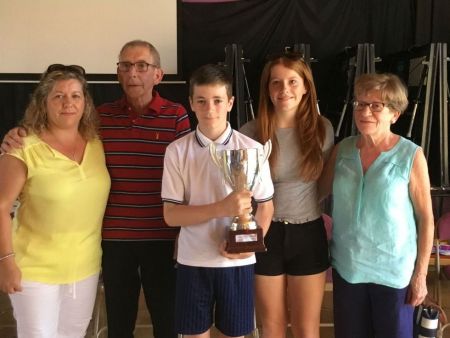 Members of the Drumm Family pictured with the 2018 Winner